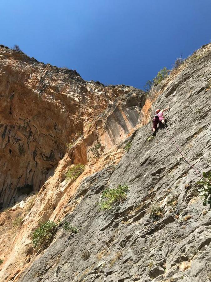"The Stone" Lägenhet Agios Vlasios  Exteriör bild