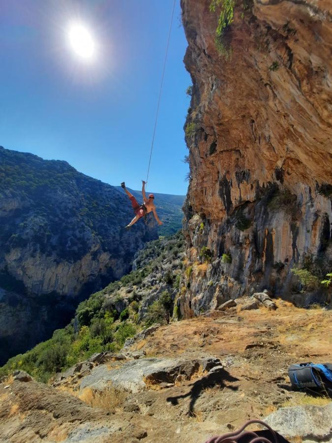 "The Stone" Lägenhet Agios Vlasios  Exteriör bild